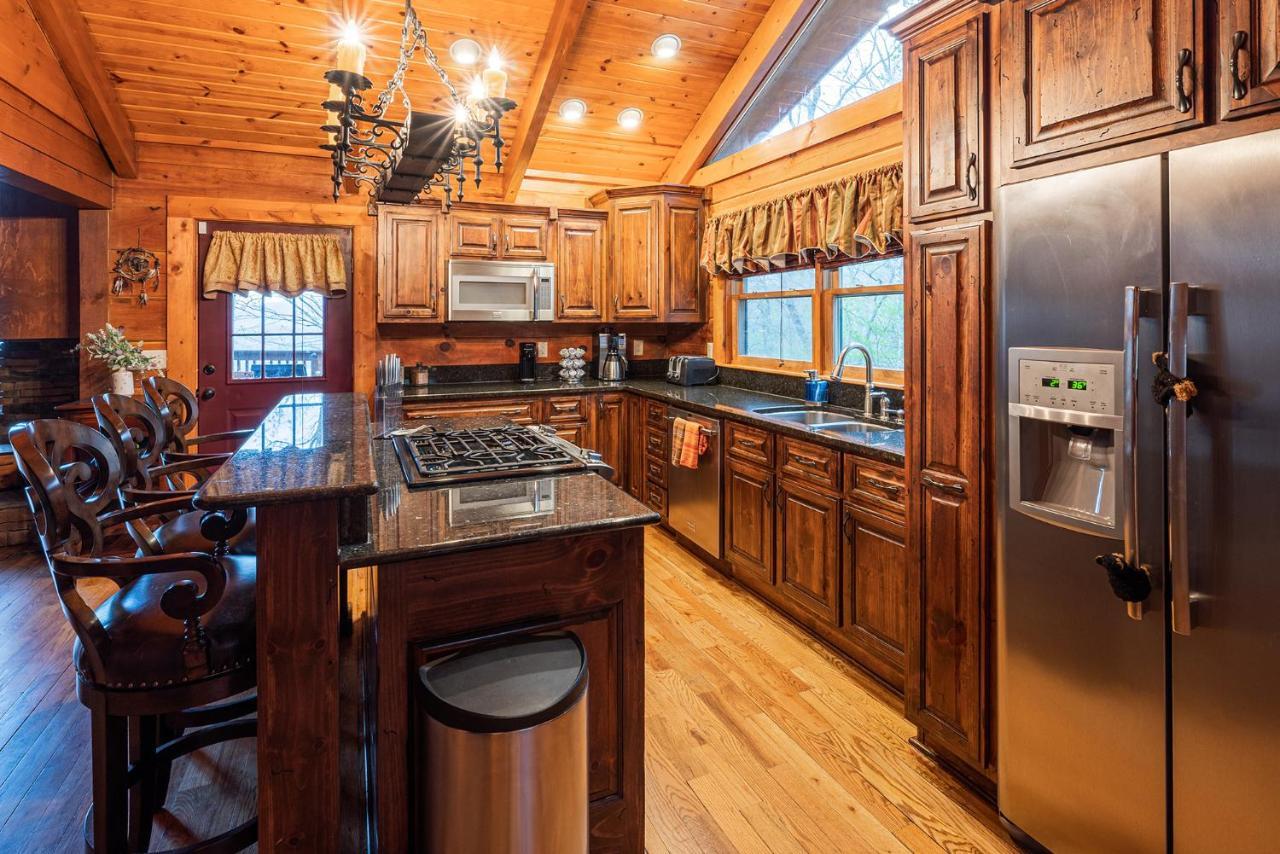 Staynantahala - Smoky Mountain Cabins And Luxury Yurts Aquone Екстер'єр фото