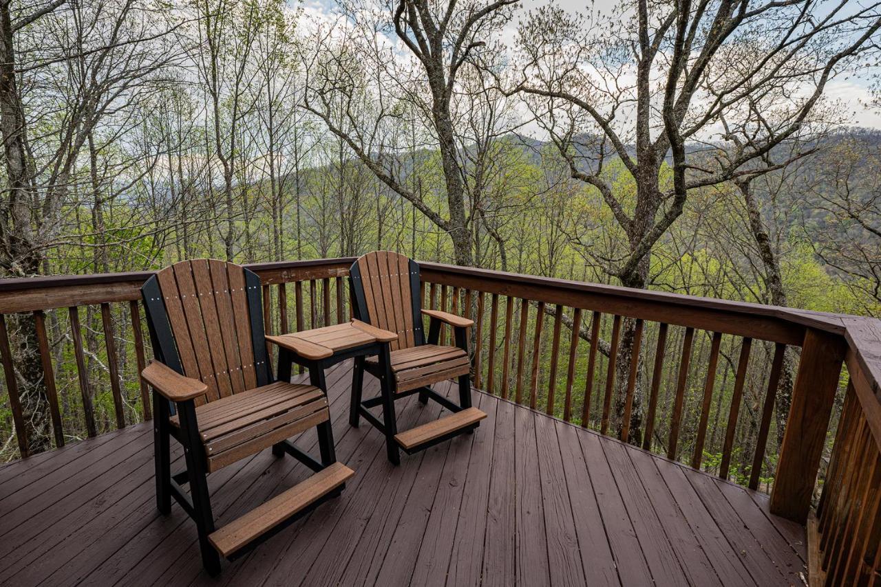Staynantahala - Smoky Mountain Cabins And Luxury Yurts Aquone Екстер'єр фото